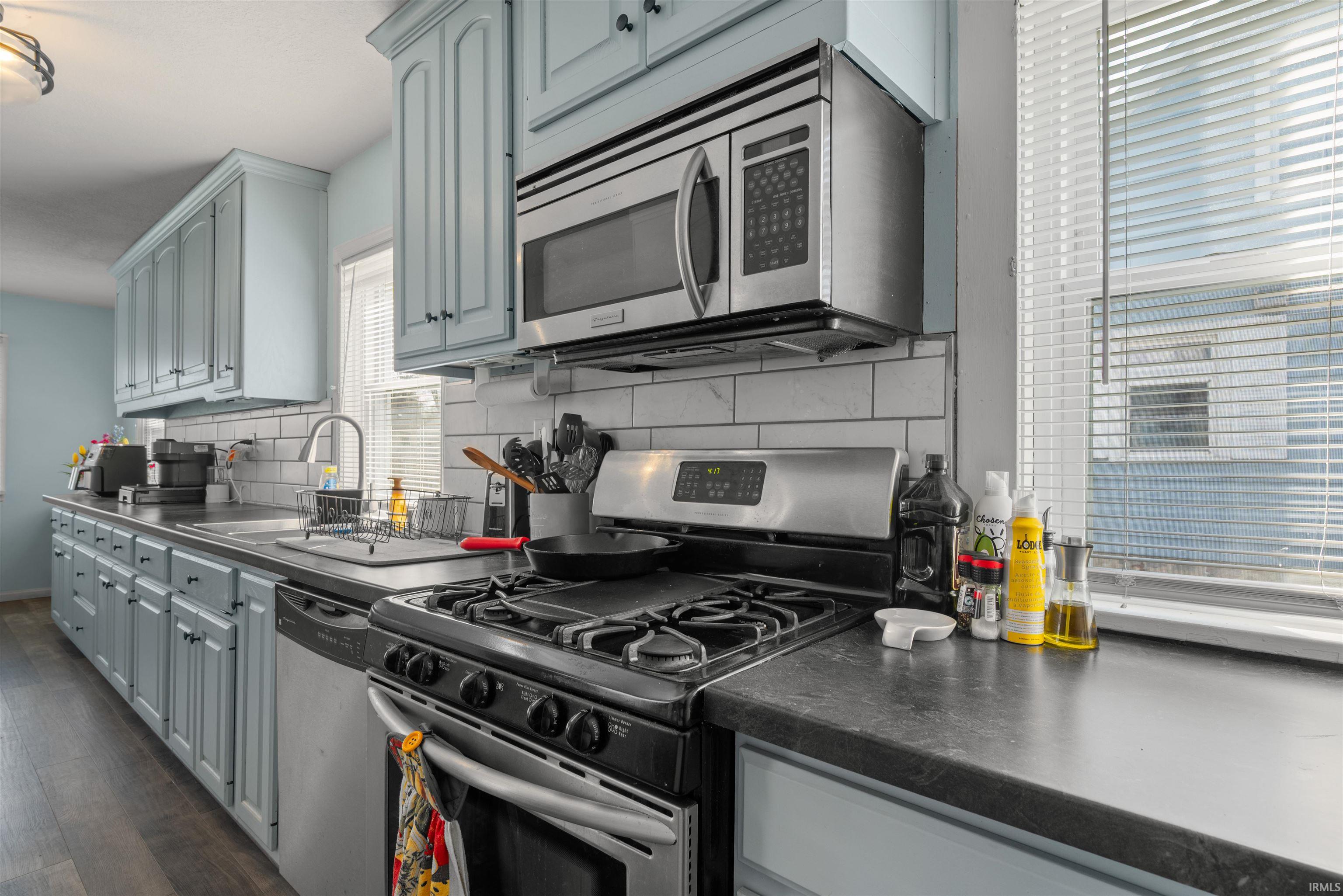 161 Fourth Street Roanoke, IN 46783 - Photo 12 of 33