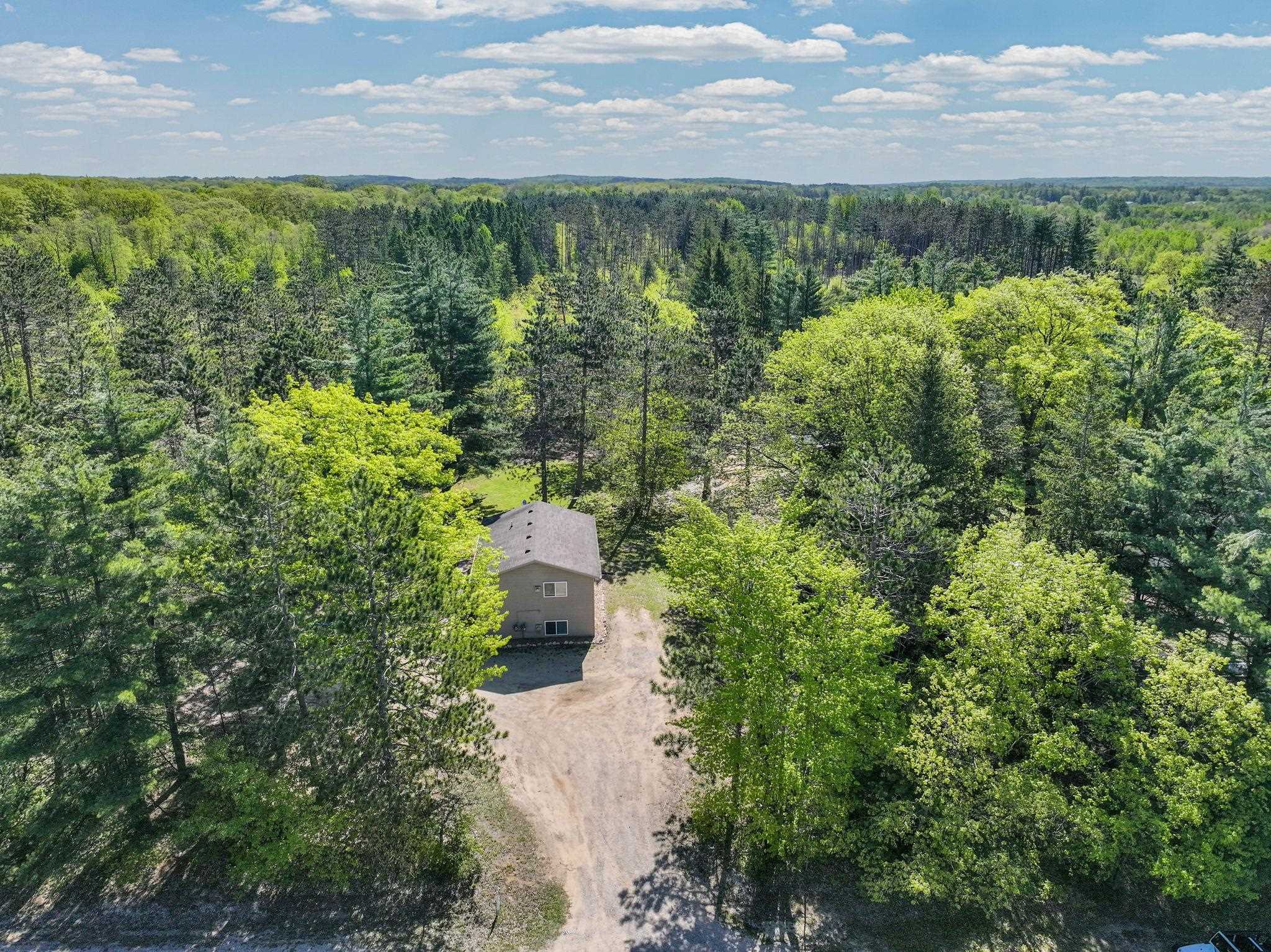 2897 South 39 Road Cadillac, MI 49601 - Photo 35 of 37