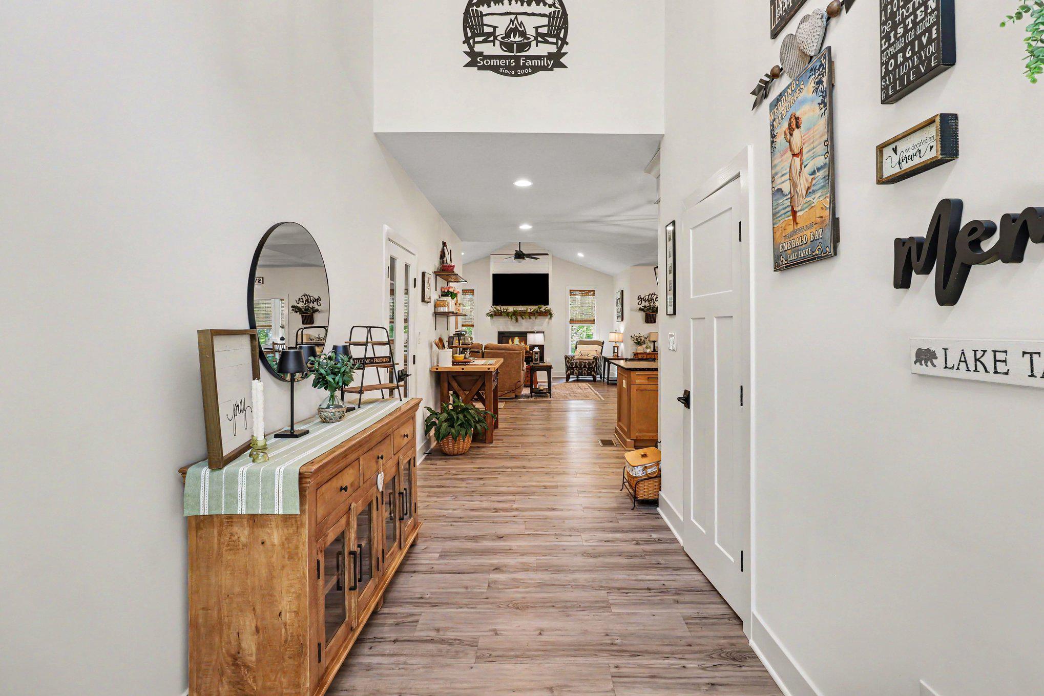 1685 Chopping Road Mineral, VA 23117 - Photo 8 of 34 Entry hallway with rustic charm.