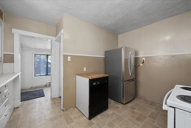 $355,000 | 617 West Carlisle Avenue, Spokane, WA 99205