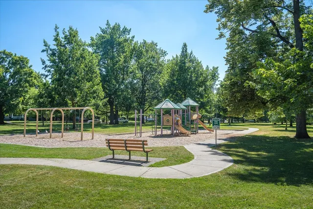 $355,000 | 617 West Carlisle Avenue, Spokane, WA 99205