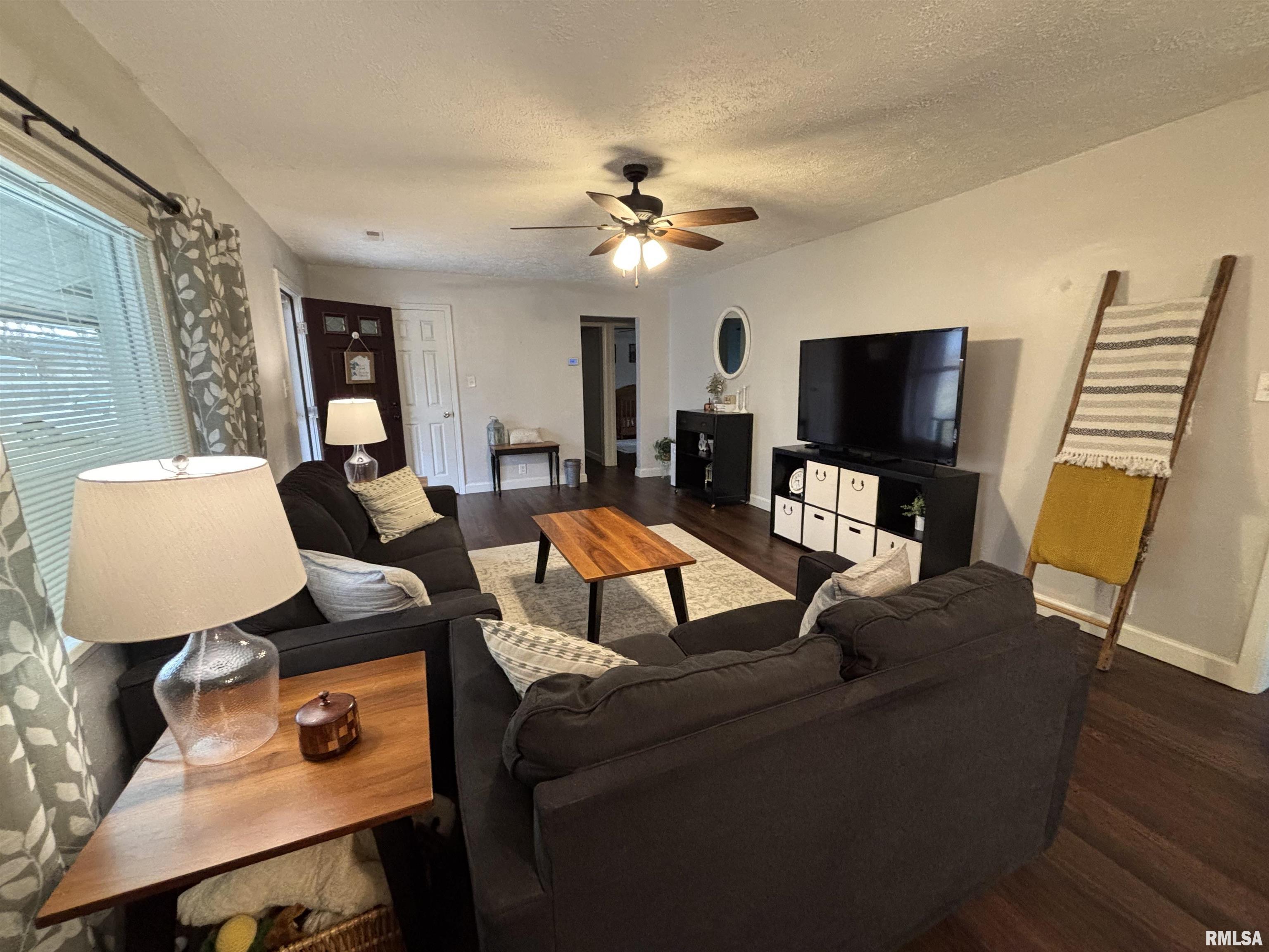 2001 West Calhoun Avenue Springfield, IL 62702 - Photo 4 of 27