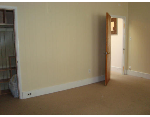 54 Spring Street Cambridge, MA 02141 - Photo 5 of 8 Gallery Image 5