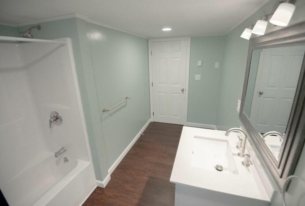 188 Middlesex Road Topsham, ME 04086 - Photo 13 of 43 20230602_165904