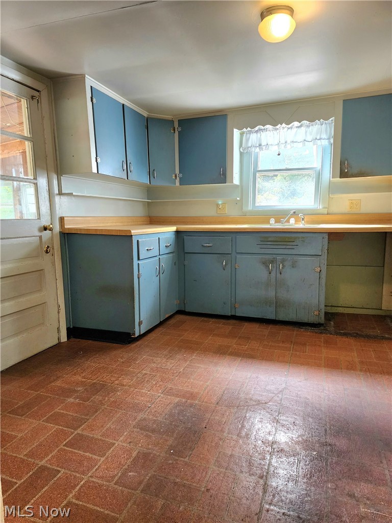 4938 Edson Road Kent, OH 44240 - Photo 7 of 27 Kitchen from dinette