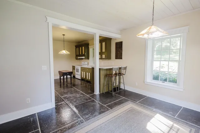 $499,900 | 141 Merry Christmas Lane, Mineral Point, WI 53565