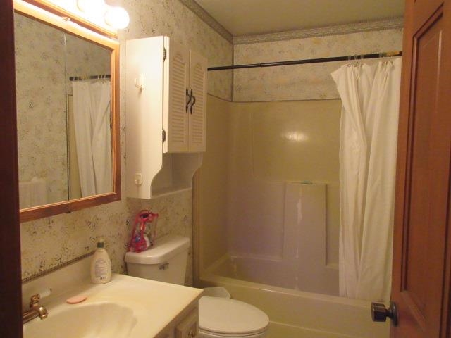 3784 Patterson Road Bay City, MI 48706 - Photo 16 of 32 Gallery Image 16