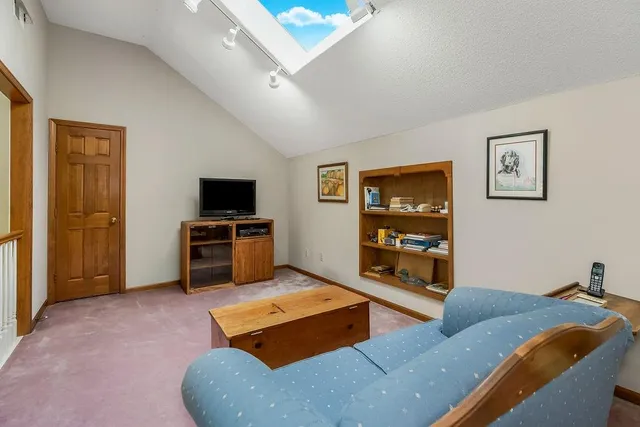 $500,000 | 5633 Oakview, Shawnee, KS 66216