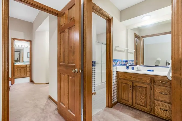 $500,000 | 5633 Oakview, Shawnee, KS 66216