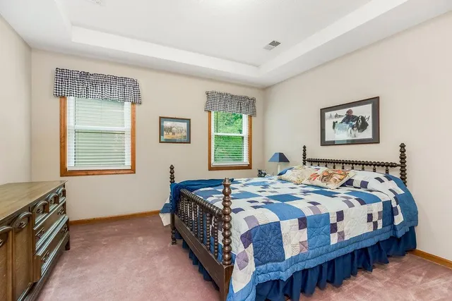 $500,000 | 5633 Oakview, Shawnee, KS 66216