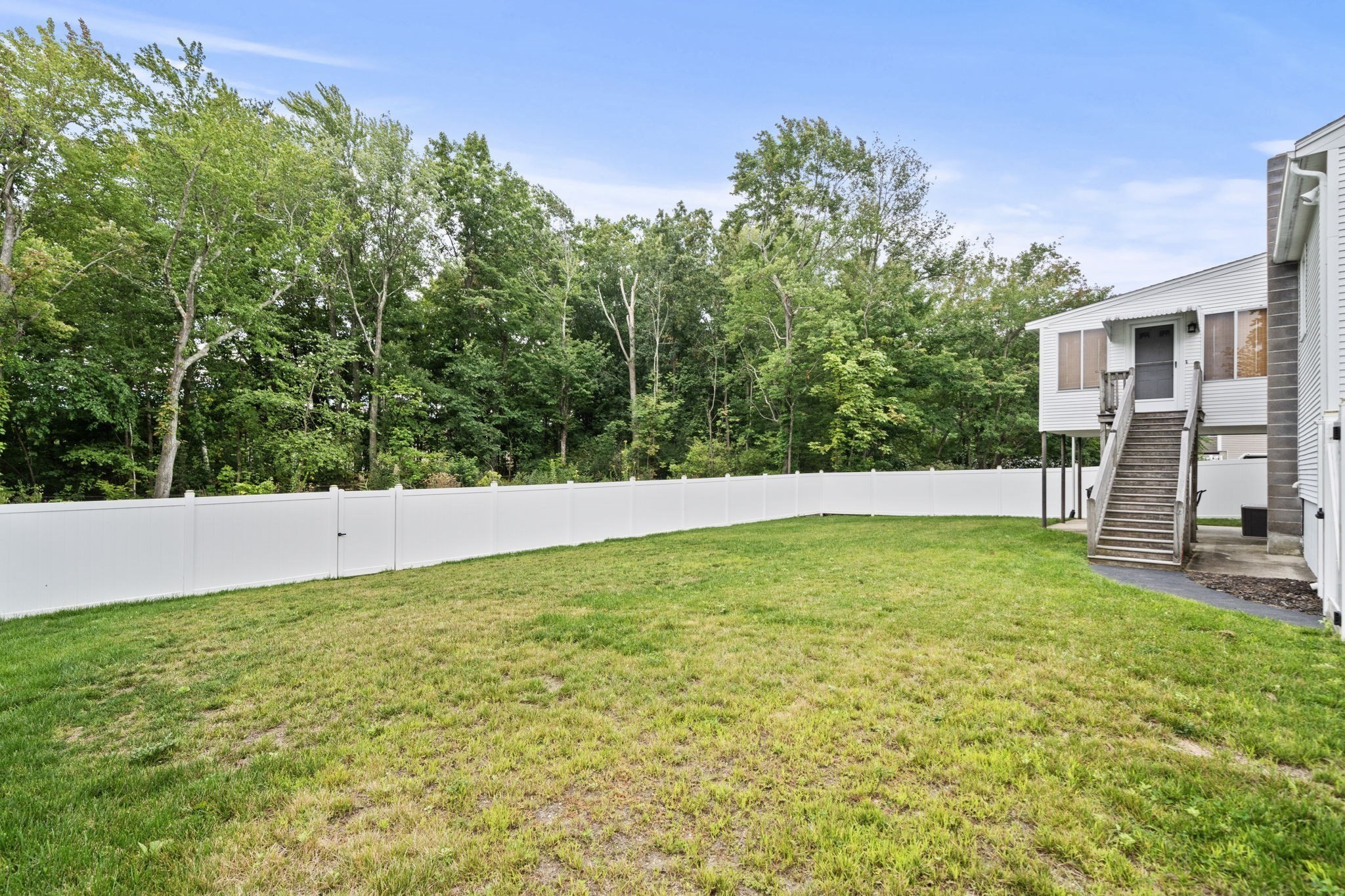 56 Sycamore Road Methuen, MA 01844 - Photo 36 of 41 Gallery Image 36