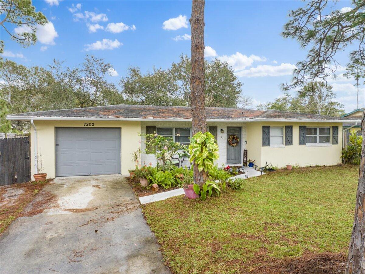7202 Donlon Road Fort Pierce, FL 34951 - Photo 29 of 33 26-DJI_20250111110206_0025_D