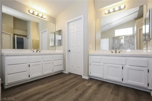 $2,935 | 1030 West Moorpoint Drive, North Las Vegas, NV 89031