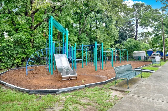 $1,650 | 2205 Iowa Street, Savannah, GA 31404