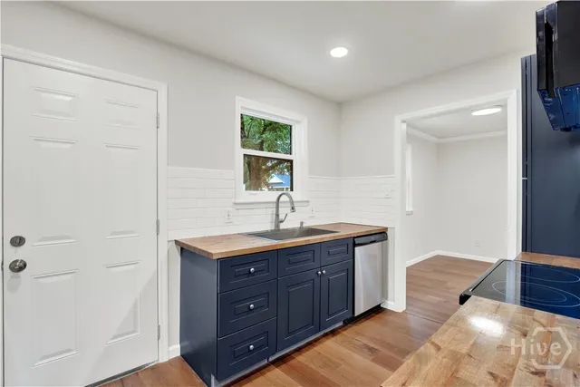 $1,650 | 2205 Iowa Street, Savannah, GA 31404