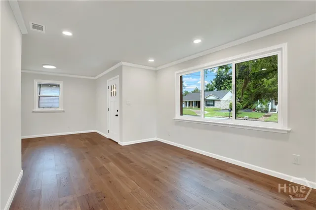 $1,650 | 2205 Iowa Street, Savannah, GA 31404