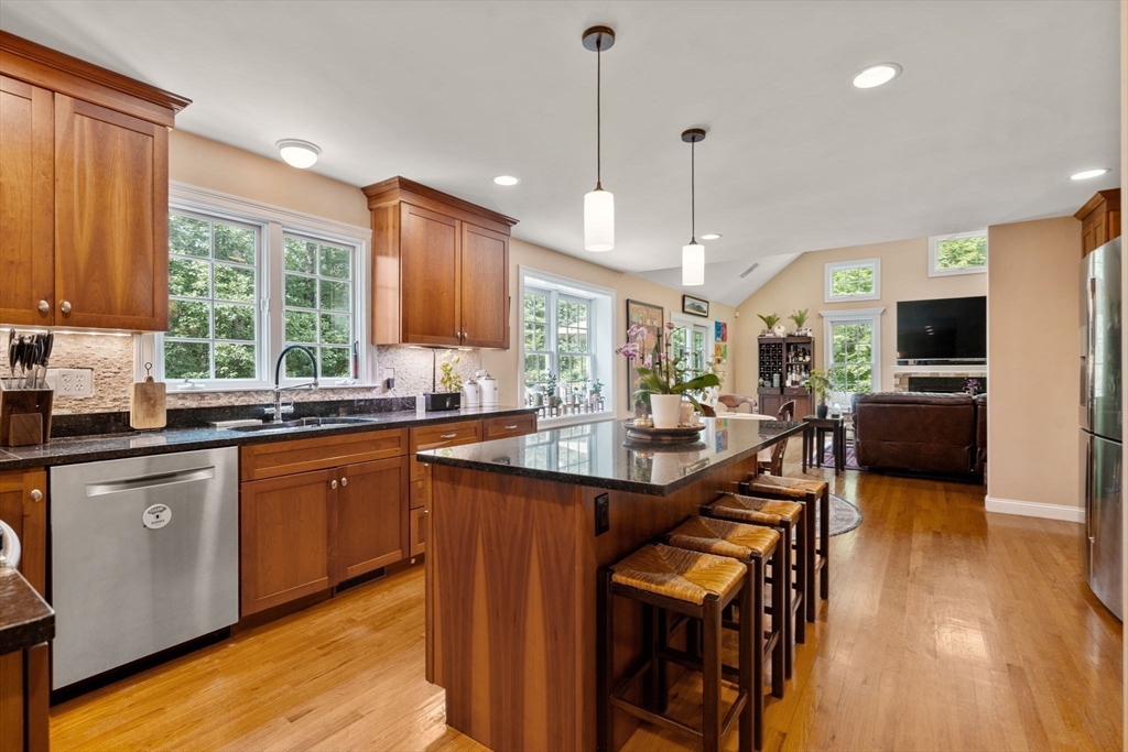 400 Sugar Road Bolton, MA 01740 - Photo 12 of 34