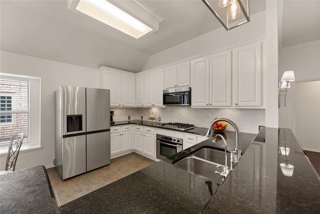 6944 Canyon Springs Road Fort Worth, TX 76132 - Photo 15 of 22