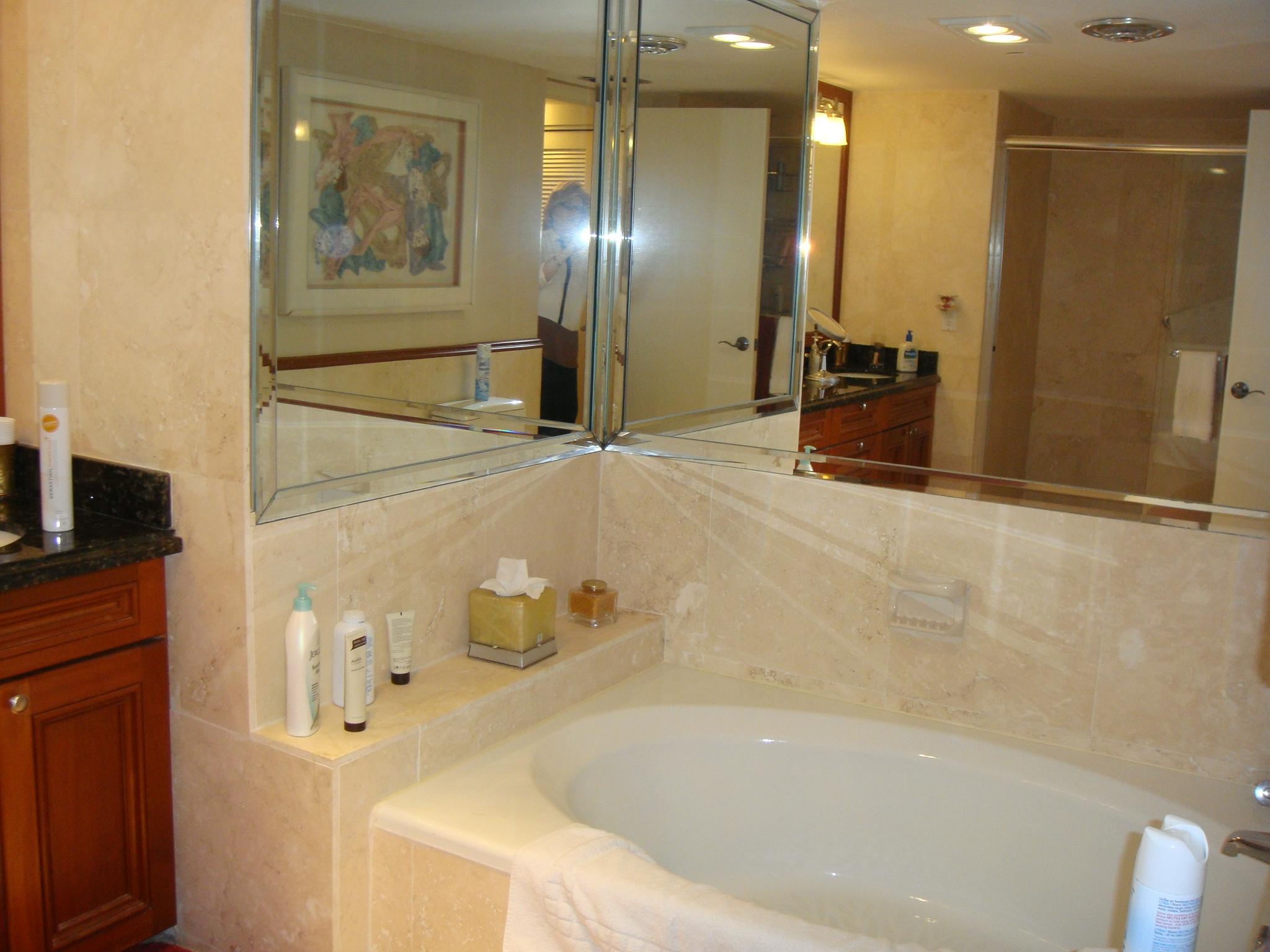 4301 North Ocean Boulevard, Unit A406 Boca Raton, FL 33431 - Photo 14 of 21 MASTER BATH