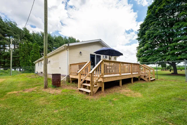 $305,000 | 28644 Elm Street, Dowagiac, MI 49047