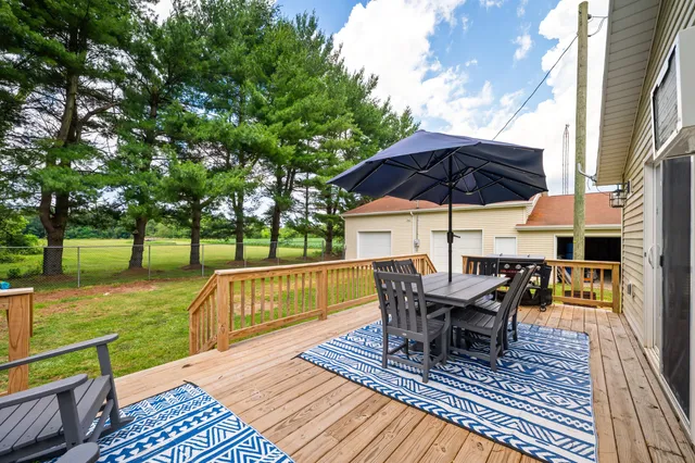 $305,000 | 28644 Elm Street, Dowagiac, MI 49047