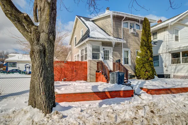 $199,000 | 664 North Pearl Street, Albany, NY 12204