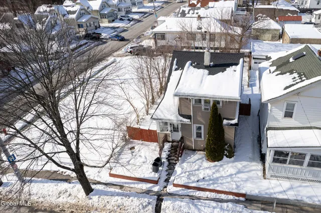 $199,000 | 664 North Pearl Street, Albany, NY 12204