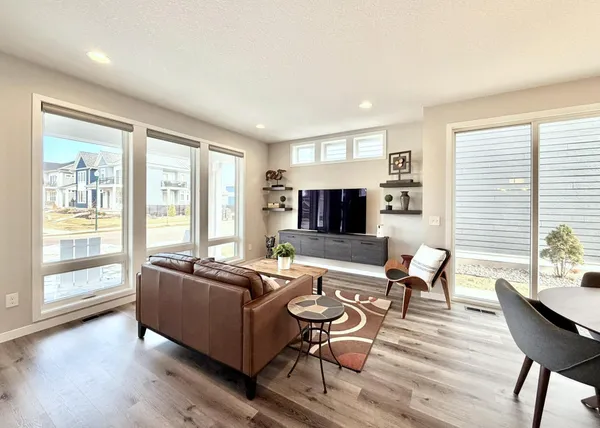 $499,500 | 4848 161st Street West, Lakeville, MN 55044