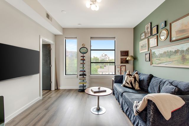 $375,000 | 1900 12th Avenue South, Unit 415, Nashville, TN 37203