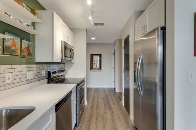 $375,000 | 1900 12th Avenue South, Unit 415, Nashville, TN 37203