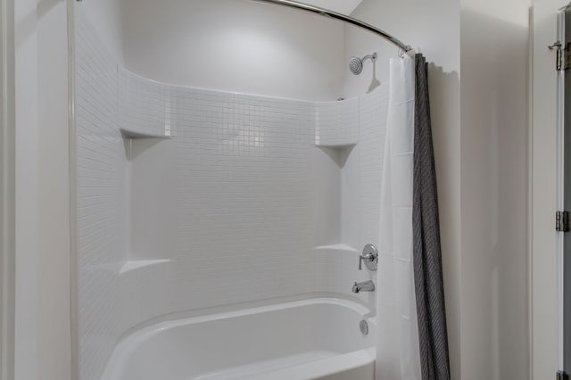 $375,000 | 1900 12th Avenue South, Unit 415, Nashville, TN 37203