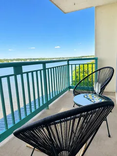 $685,000 | 501 Slaters Lane, Unit 603, Alexandria, VA 22314