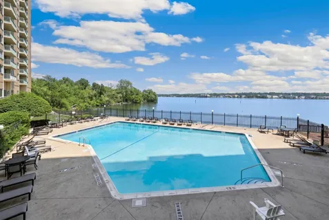 $685,000 | 501 Slaters Lane, Unit 603, Alexandria, VA 22314