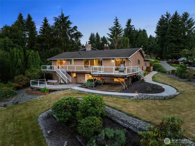 $989,950 | 4115 105th Place Southeast, Everett, WA 98208