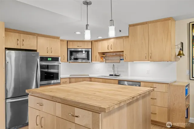 $989,950 | 4115 105th Place Southeast, Everett, WA 98208