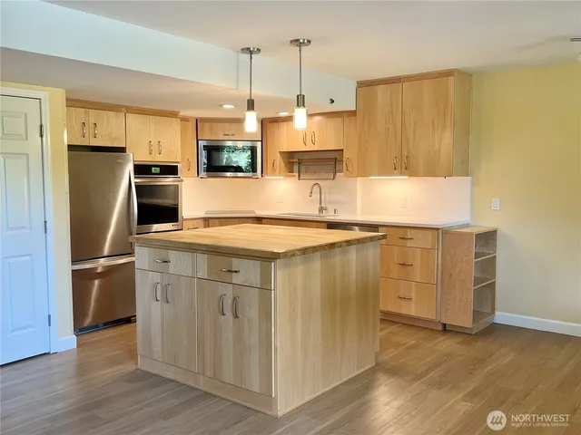 $989,950 | 4115 105th Place Southeast, Everett, WA 98208