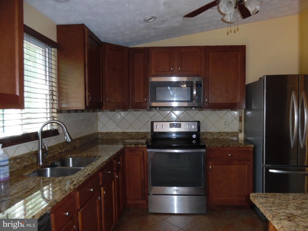 9318 Northgate Road Laurel, MD 20723 - Photo 5 of 31 Gallery Image 5