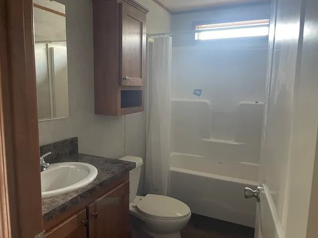 $109,469 | 236 Evergreen Manor Drive, Hardwick, VT 05843