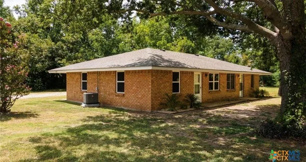 $1,350 | 2901 West Avenue B, Temple, TX 76504