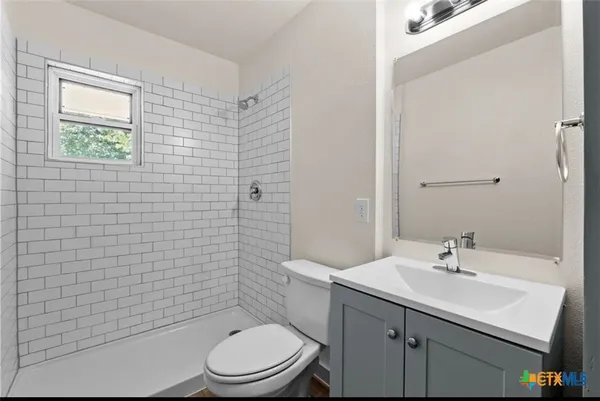 $1,350 | 2901 West Avenue B, Temple, TX 76504