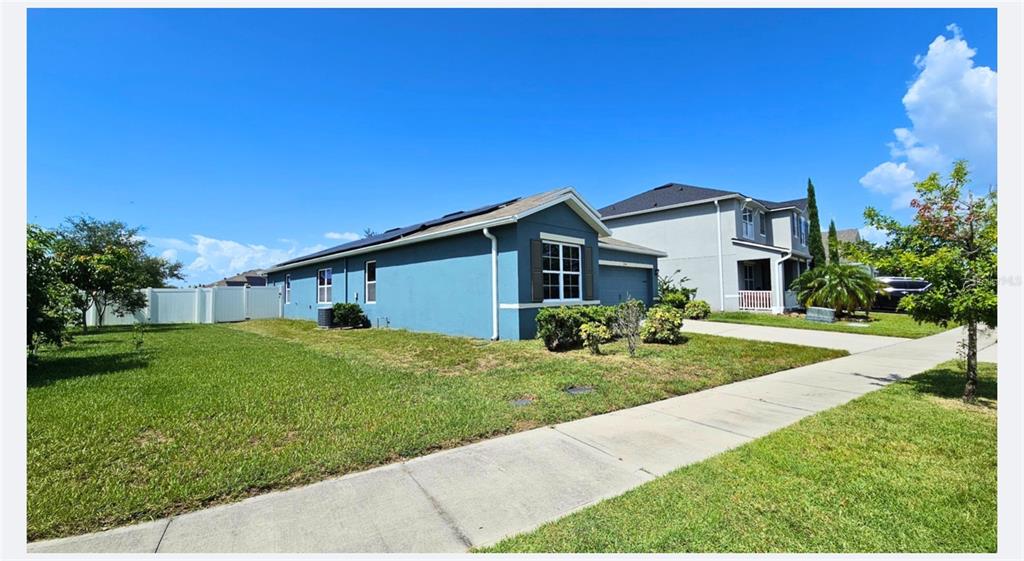 1724 Ranger Highlands Road Kissimmee, FL 34744 - Photo 4 of 53