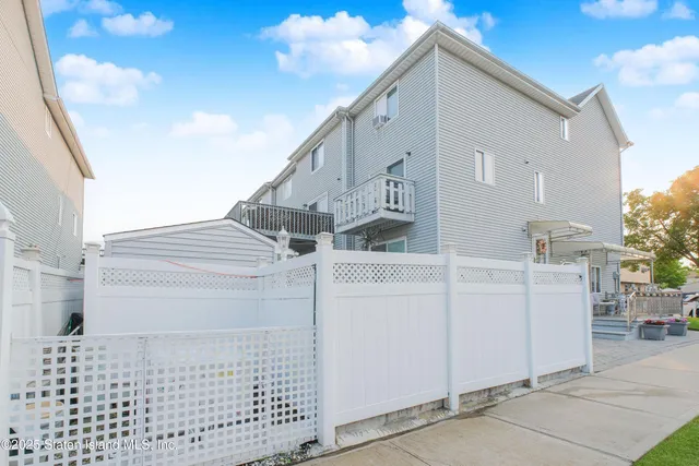 $760,000 | 149 Crossfield Avenue | Greenridge