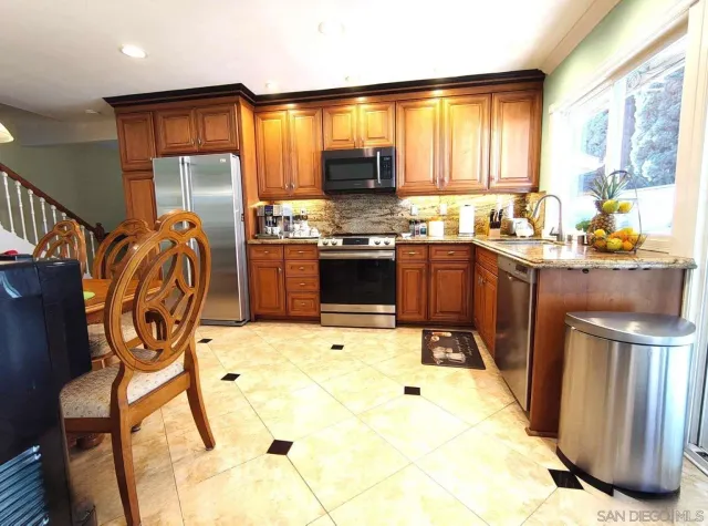 $1,249,000 | 14491 Pinewood Road, Tustin, CA 92780