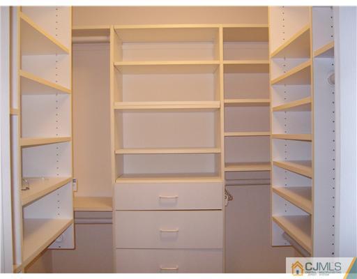 47 F Winthrop Road Monroe Township, NJ 08831 - Photo 6 of 9 Gallery Image 6