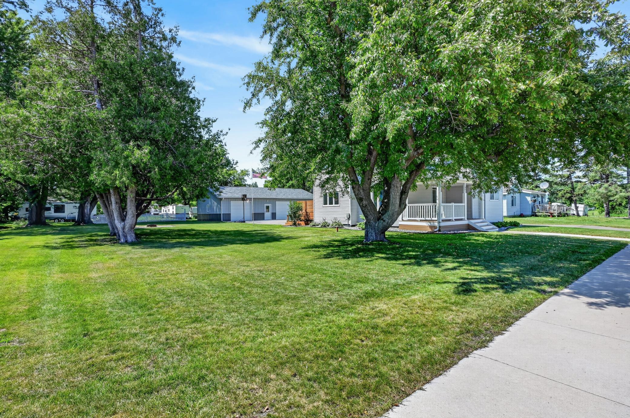 341 Nelson Street North Nelson, MN 56355 - Photo 45 of 51
