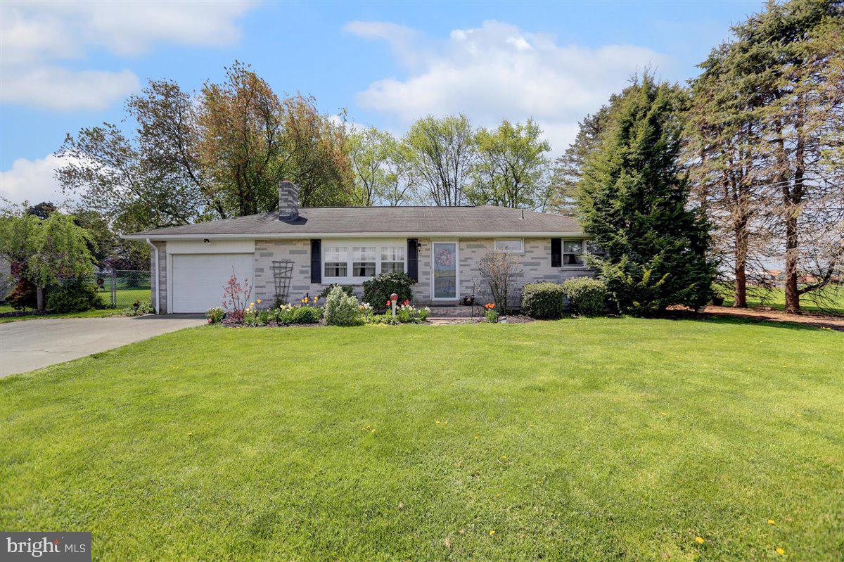 188 Heffelfinger Road Lebanon, PA 17046 - Photo 1 of 34 Gallery Image 1