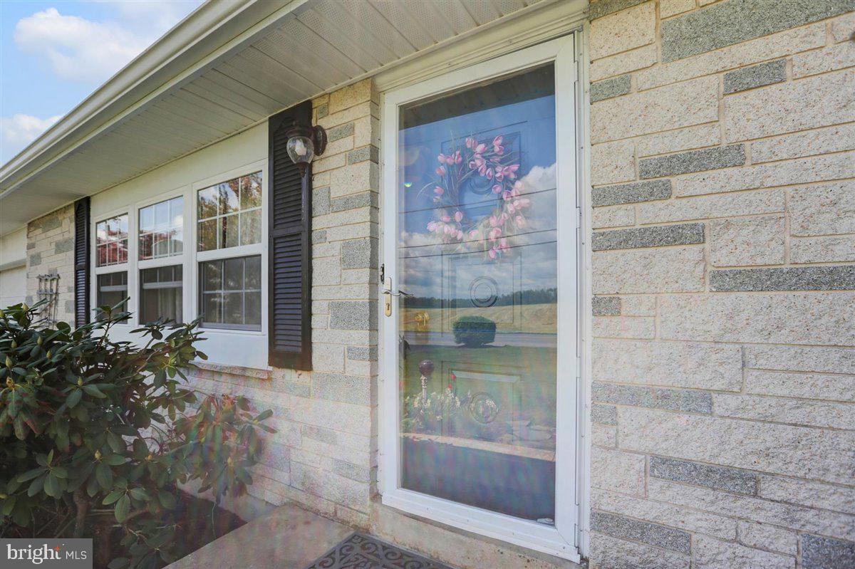 188 Heffelfinger Road Lebanon, PA 17046 - Photo 2 of 34 Gallery Image 2