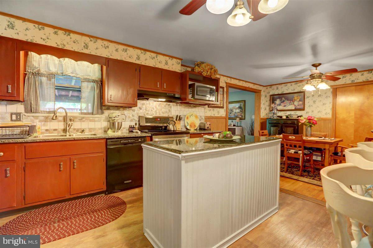 188 Heffelfinger Road Lebanon, PA 17046 - Photo 3 of 34 Gallery Image 3
