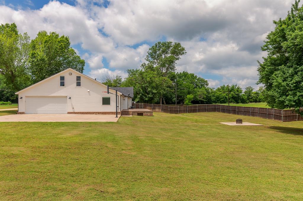 1305 North John Douglas Road Van Alstyne, TX 75495 - Photo 37 of 40