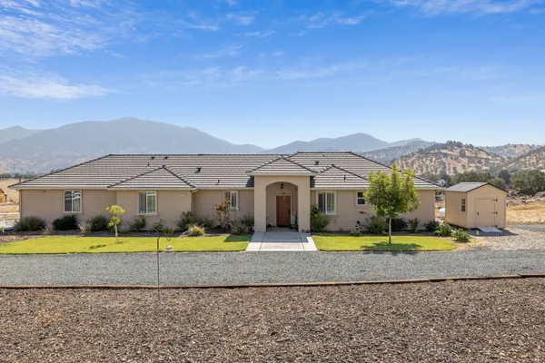 $625,000 | 16741 Silver Fox Lane, Springville, CA 93265